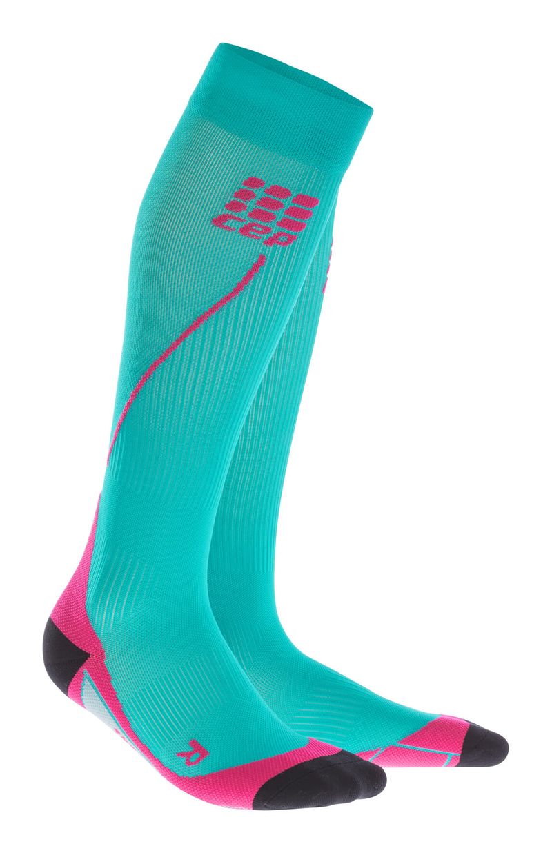 CEP-run-socks-2-0-lagoon-pink_929_WP45L3