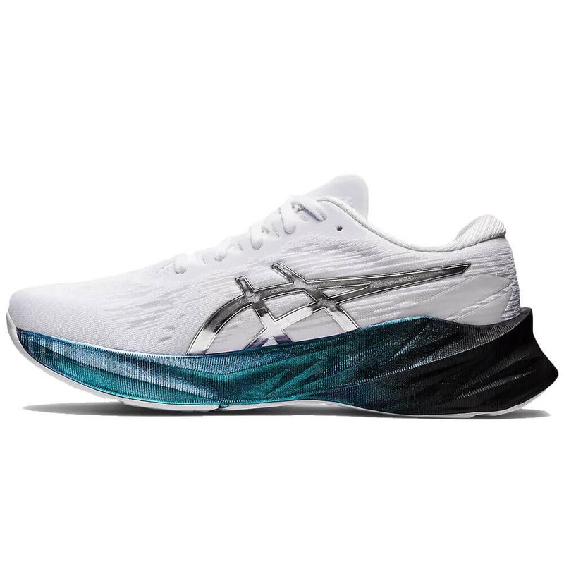 Tenis-Asics-Novablast-3-1011B461.100-2