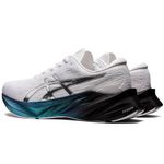 Tenis-Asics-Novablast-3-1011B461.100-6