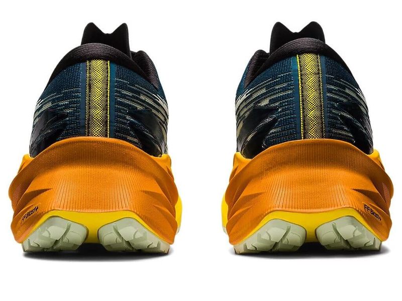 TENIS-ASICS-NOVABLAST-3-TR-1011B568-750-4