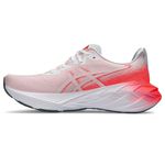 foto-tenis-asics-novablast-4-masculino-1011B845-rosa-e-vermelho-2