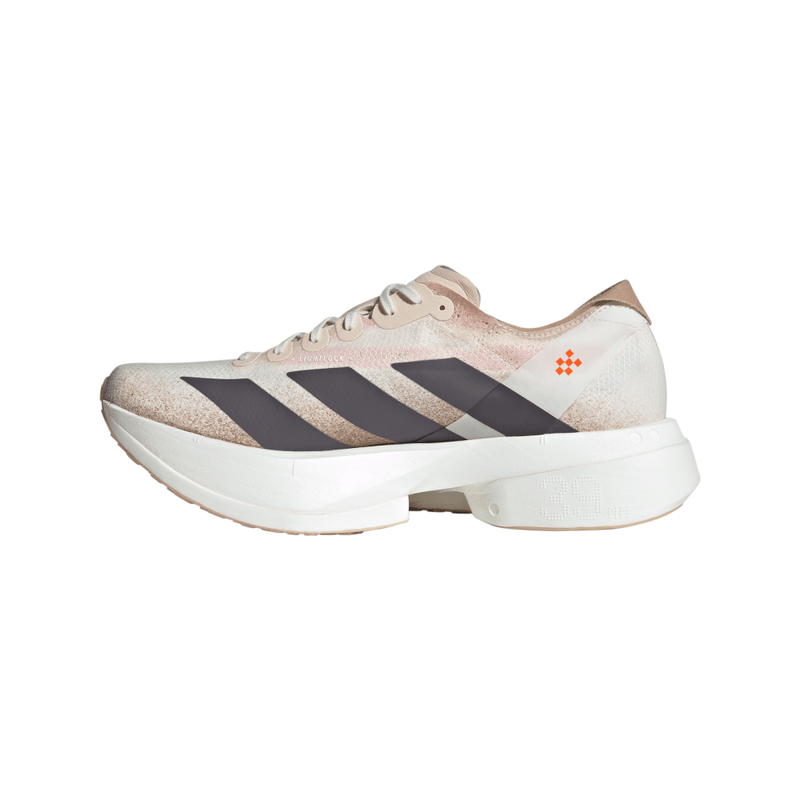 JR6367_5_FOOTWEAR_Photography_Side-Medial-Center-View_white.png