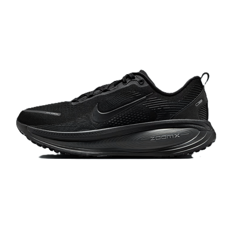 NIKE-VOMERO-18.png