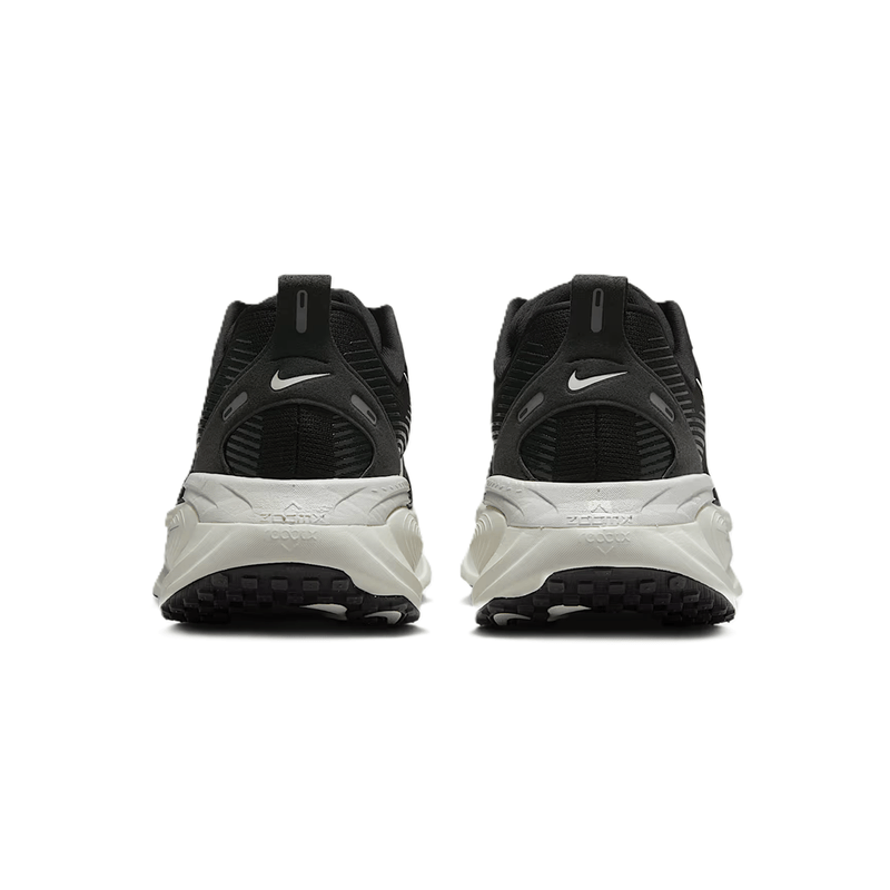 NIKE-VOMERO-18-4.png