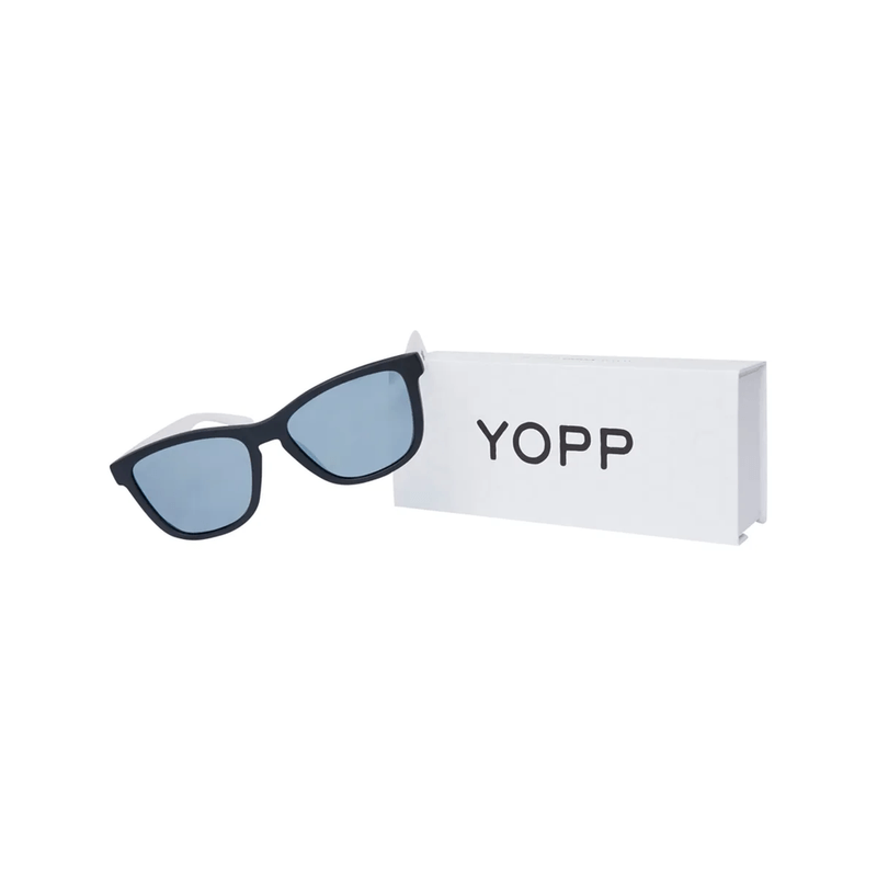 oculos_de_sol_polarizado_uv400_black_and_white_185_1_4464ae5e607758b275204f5c3d89addb.png