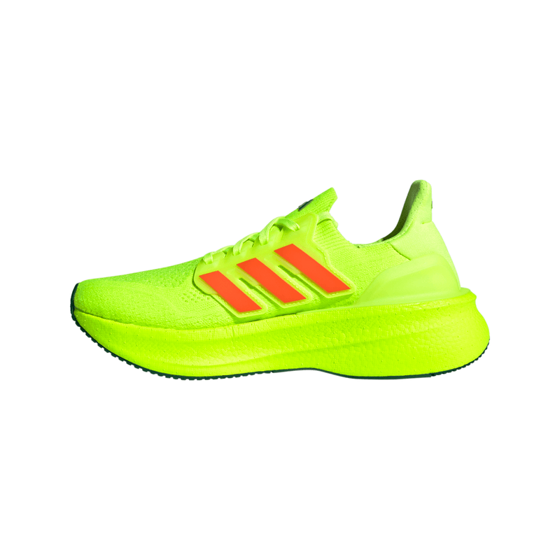 JQ6741-5-FOOTWEAR-Photography-Side-Medial-Center-View-white.png