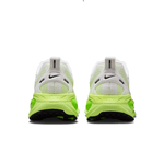 NIKE-VOMERO-18-4.png
