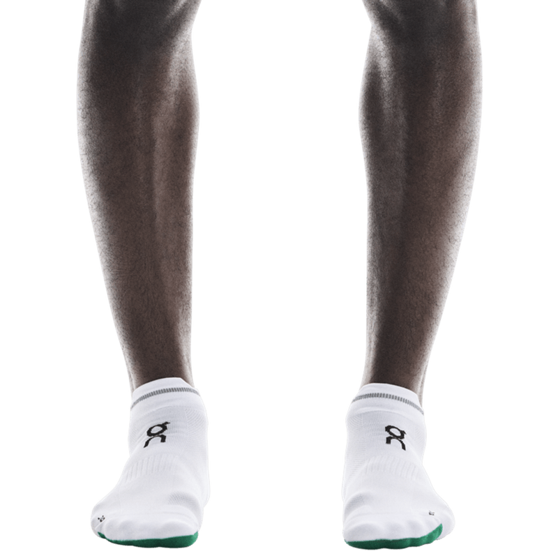 Create-Small-PNG-2-UF10440924-elite-run-sock-low-ss25-white-ivory-u-4x5-tr-g1.png