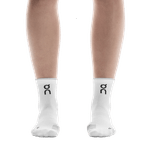Create-Small-PNG-2-UF10050813-performance-run-sock-mid-ss25-white-glacier-u-4x5-tr-g1.png