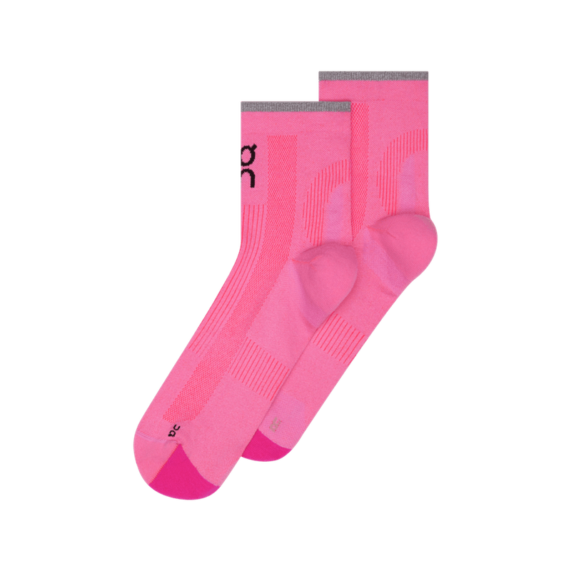 Create-Small-PNG-2-UF10433955-elite-run-sock-mid-fw25-raspberry-pink-u-1x1-d.png